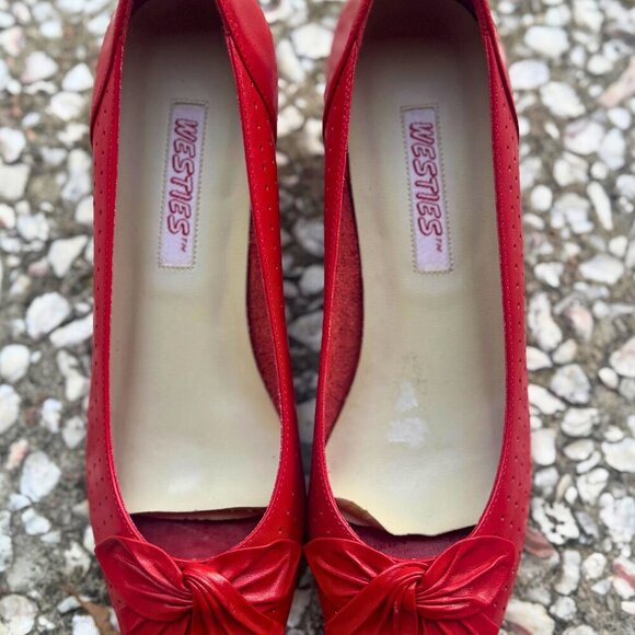 Vintage Westies Red Leather Peep Toe Heels Size 7.5 Narrow - Picture 2 of 7